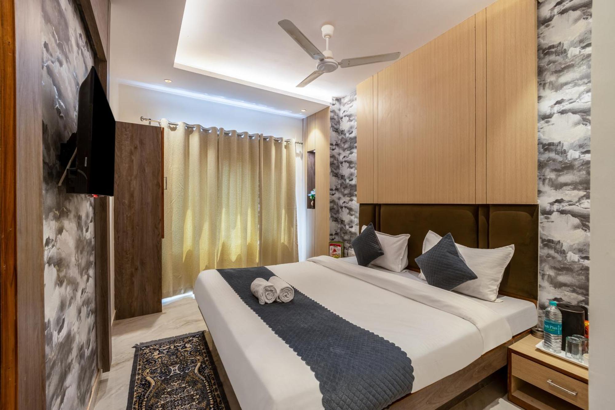 House Hotel