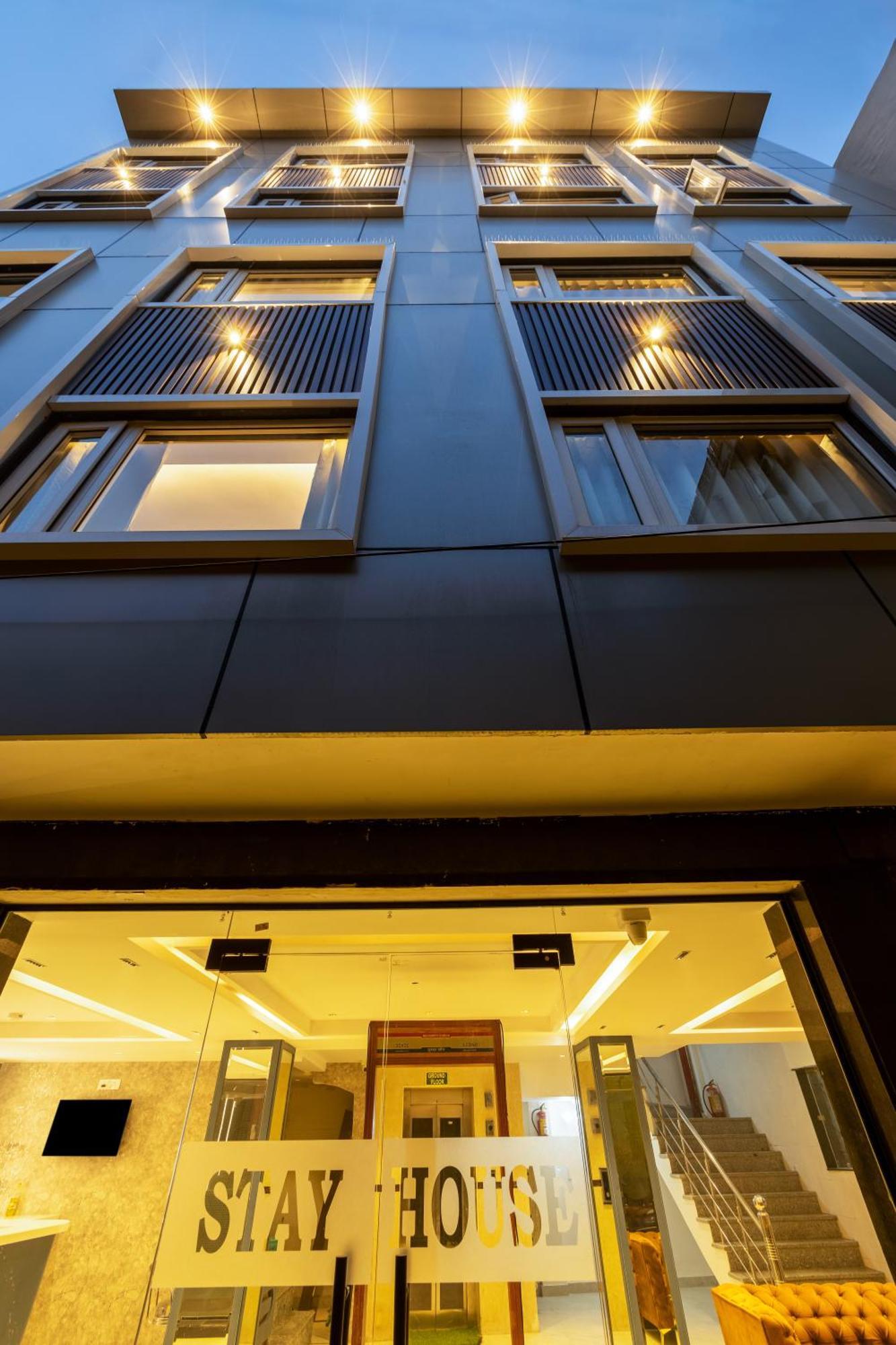 House Hotel 3*