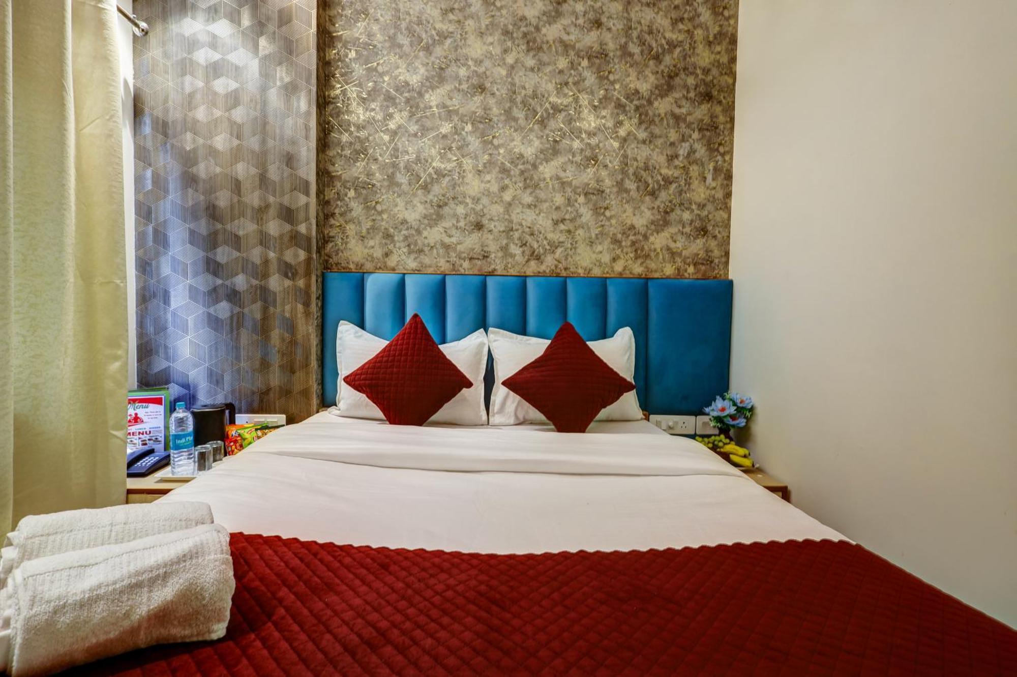 House Hotel