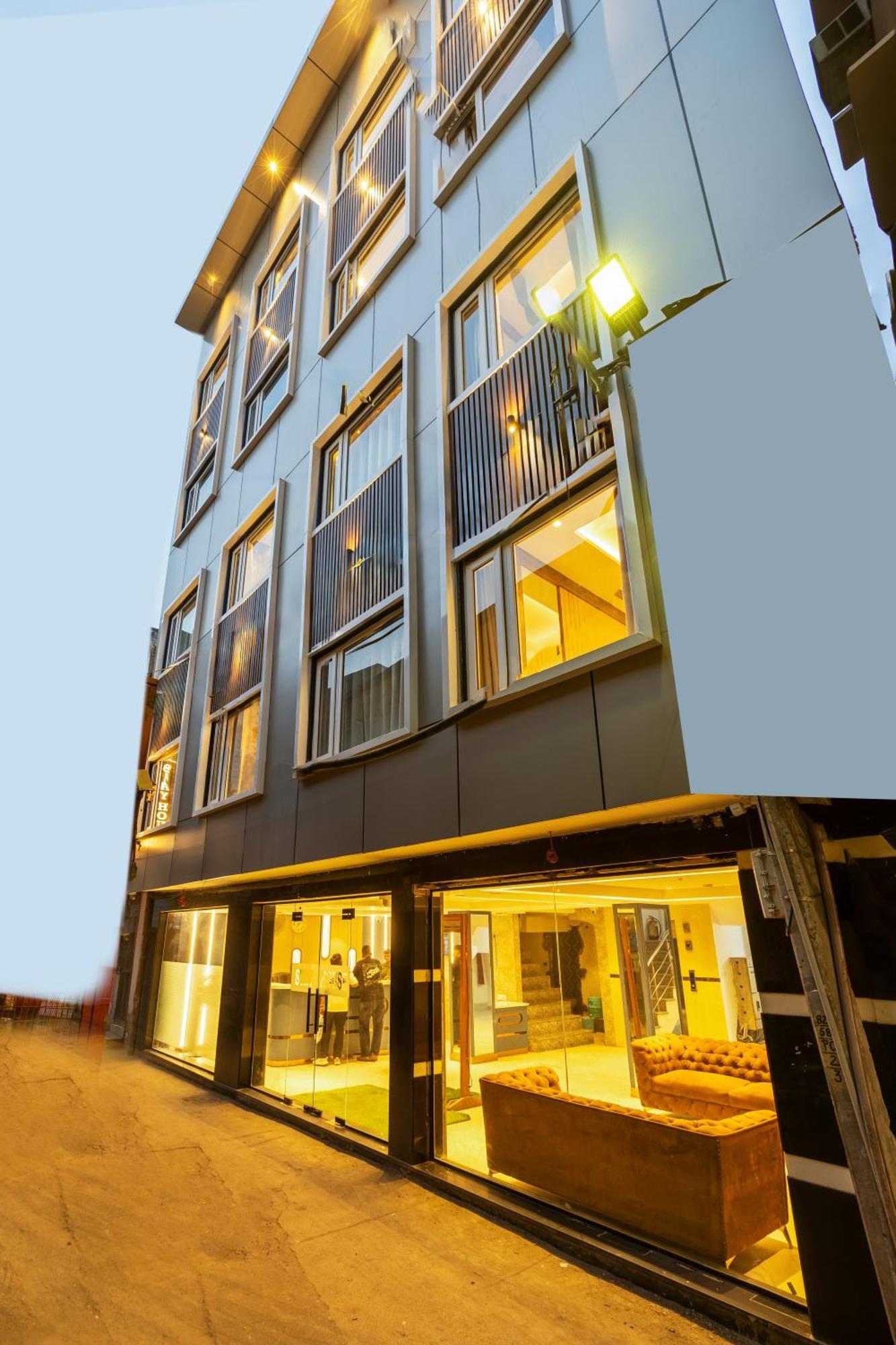Hotel House New Delhi